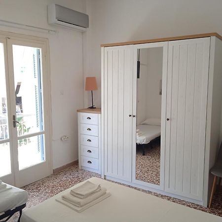 Elina'S Room Poros Town Buitenkant foto